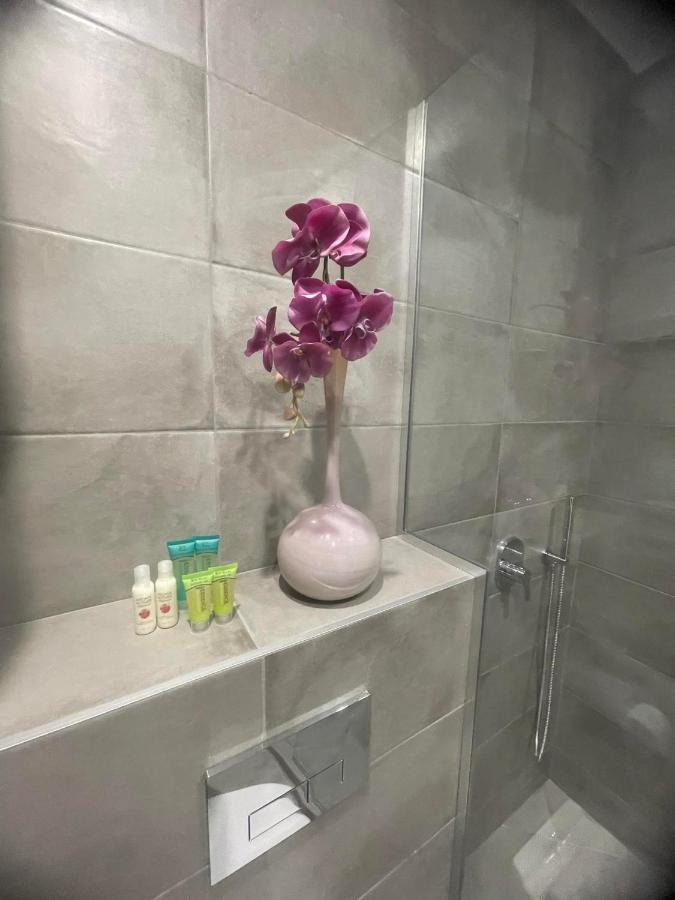 Apartments Mir Varna City Bagian luar foto