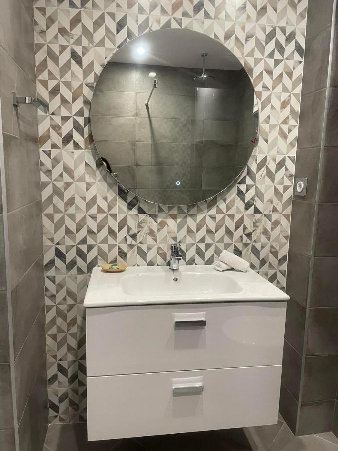 Apartments Mir Varna City Bagian luar foto