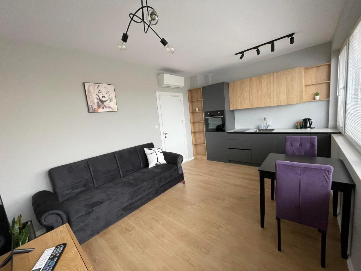 Apartments Mir Varna City Bagian luar foto