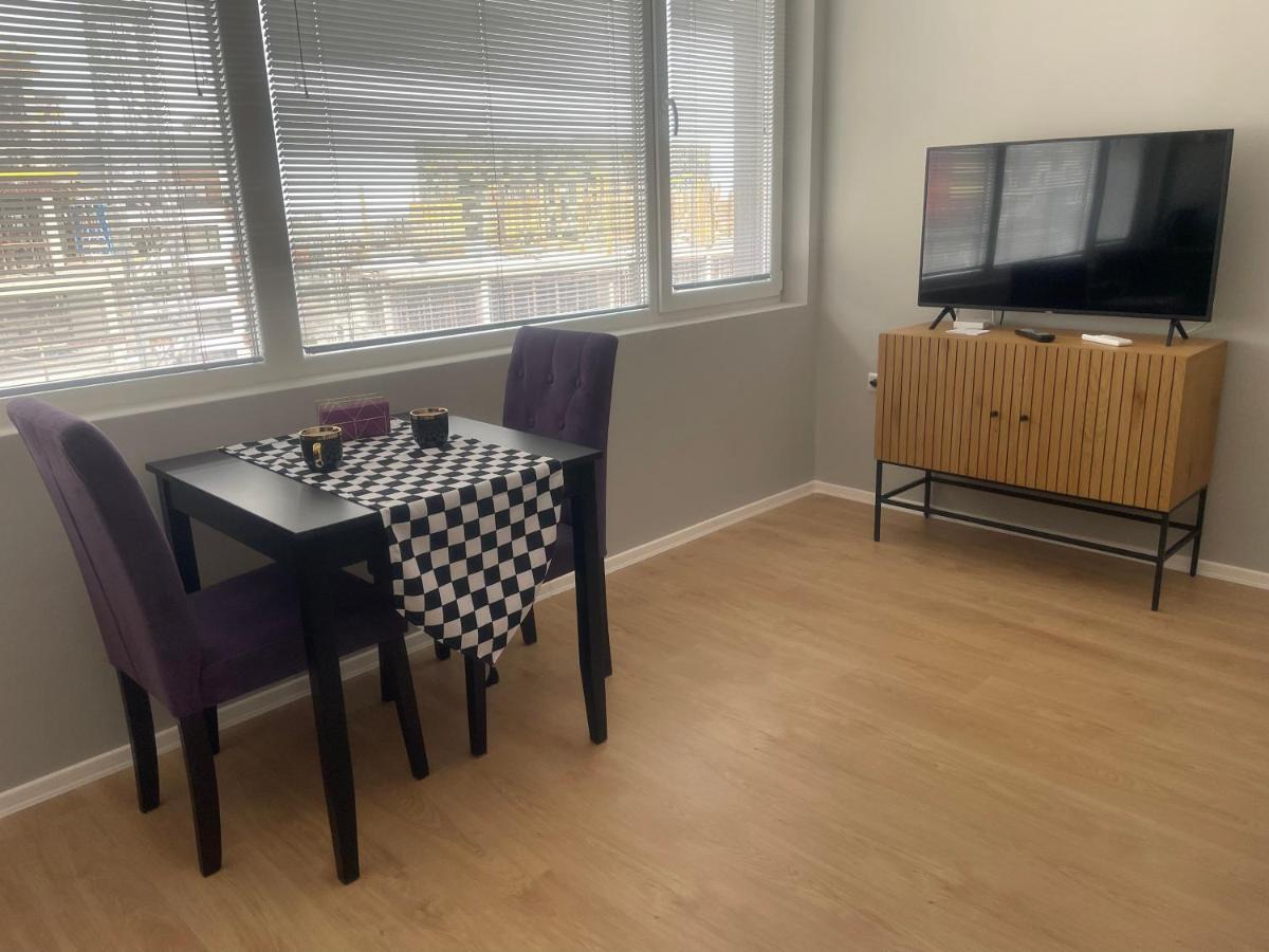 Apartments Mir Varna City Bagian luar foto