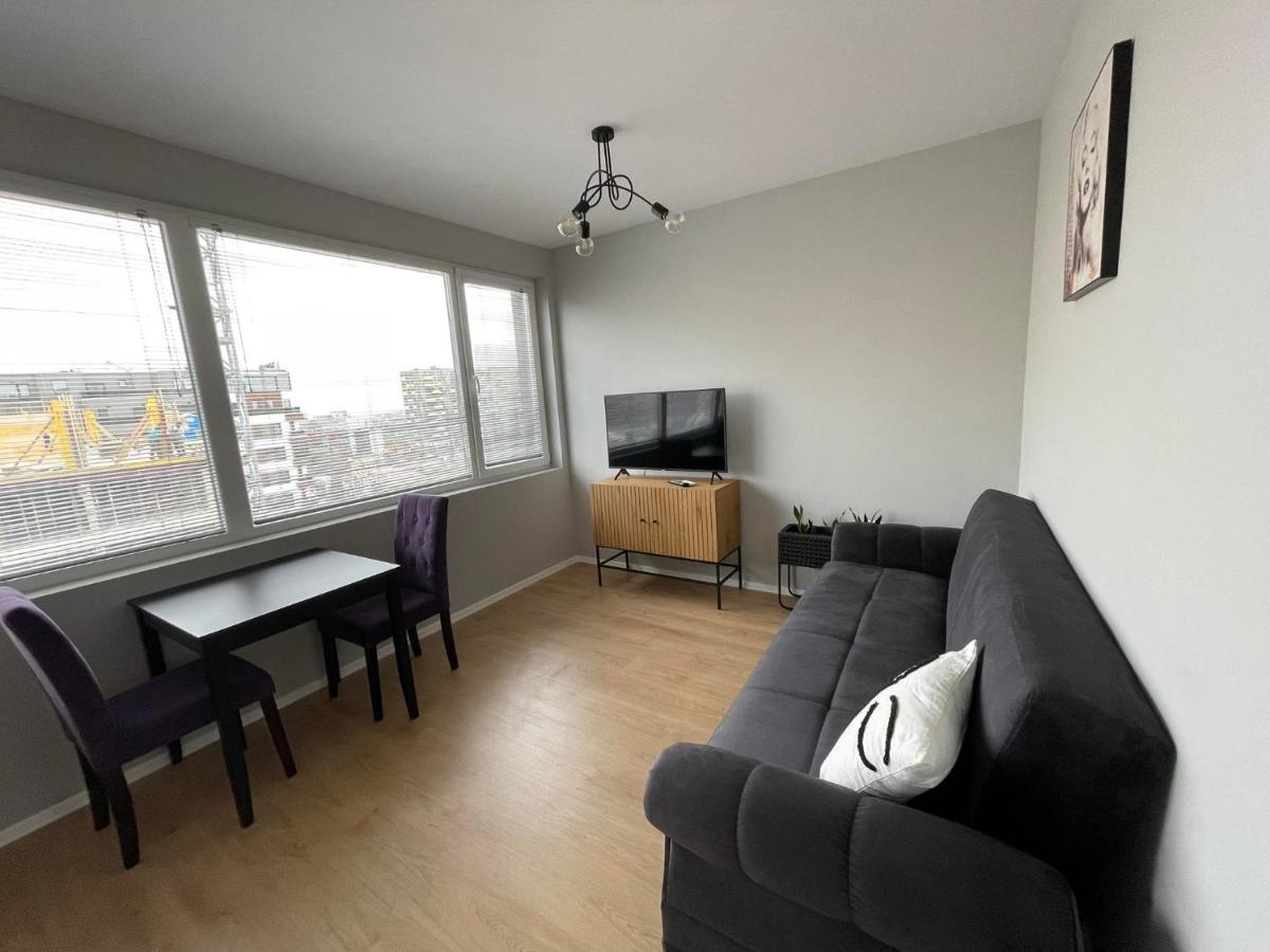 Apartments Mir Varna City Bagian luar foto