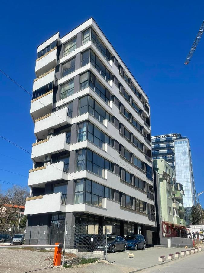 Apartments Mir Varna City Bagian luar foto