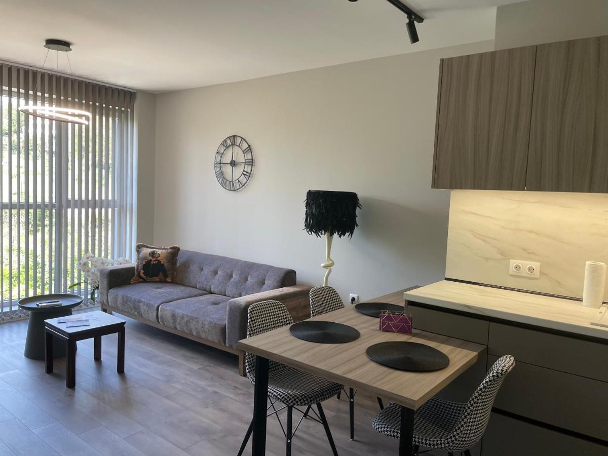 Apartments Mir Varna City Bagian luar foto